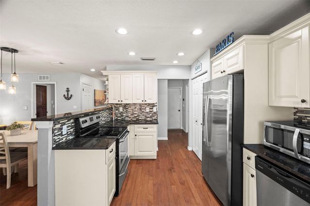 2397 E ORANGEHILL AVENUE, Palm Harbor, FL 34683