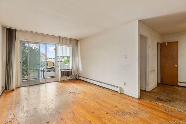 71-34 Kissena Boulevard, Flushing, NY 11367