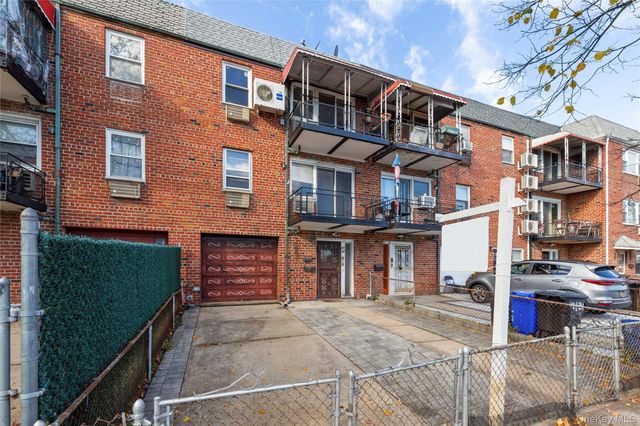 71-34 Kissena Boulevard, Flushing, NY 11367