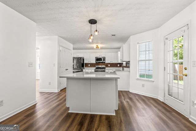 18 Belmont Park Lane, Newnan, GA 30263