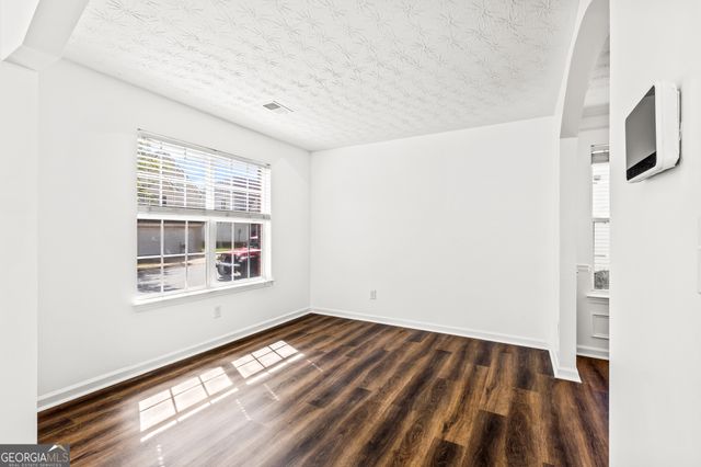 18 Belmont Park Lane, Newnan, GA 30263