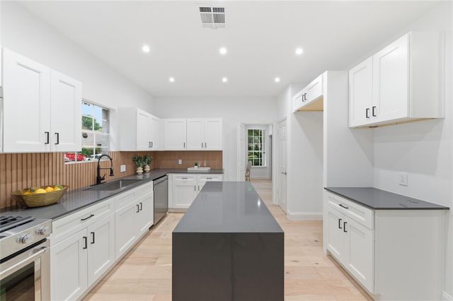 15827 Foxgate Road, Houston, TX 77079