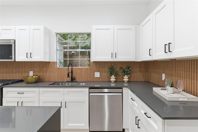 15827 Foxgate Road, Houston, TX 77079