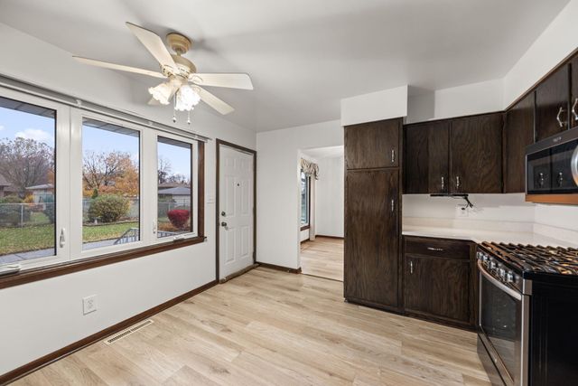 8778 Madison Avenue, Munster, IN 46321