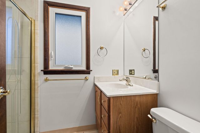 8778 Madison Avenue, Munster, IN 46321