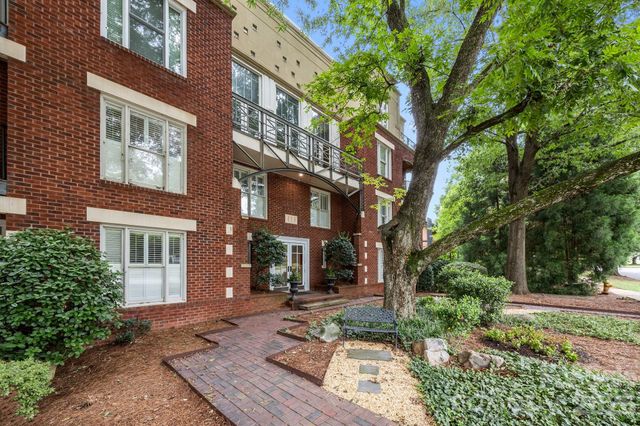 416 Queens Road 19, Charlotte, NC 28207