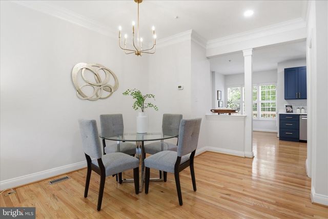 3843 WATKINS MILL DR, Alexandria, VA 22304