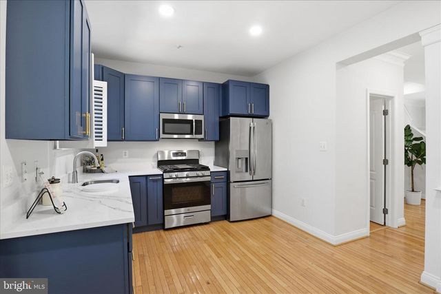 3843 WATKINS MILL DR, Alexandria, VA 22304