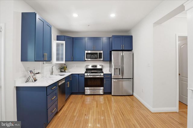 3843 WATKINS MILL DR, Alexandria, VA 22304