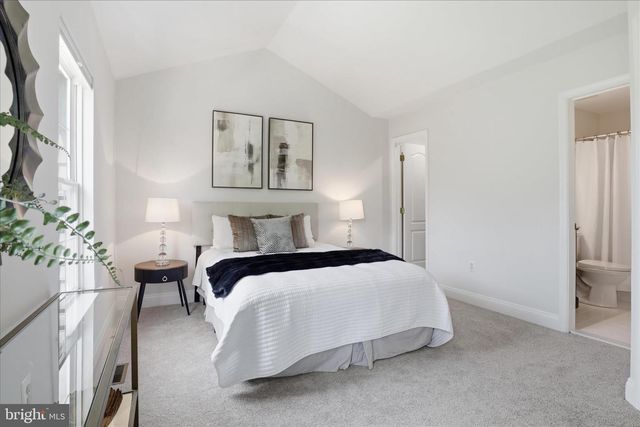 3843 WATKINS MILL DR, Alexandria, VA 22304