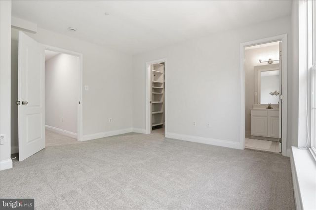 3843 WATKINS MILL DR, Alexandria, VA 22304