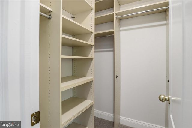 3843 WATKINS MILL DR, Alexandria, VA 22304