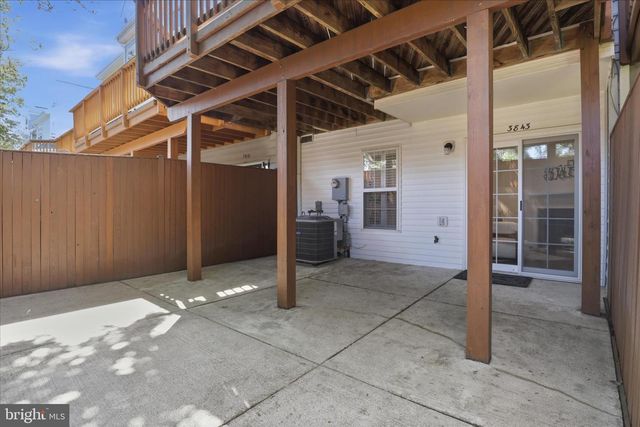 3843 WATKINS MILL DR, Alexandria, VA 22304