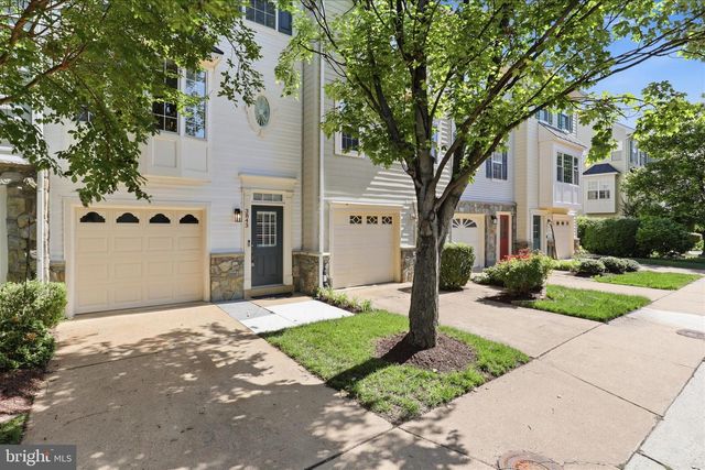 3843 WATKINS MILL DR, Alexandria, VA 22304