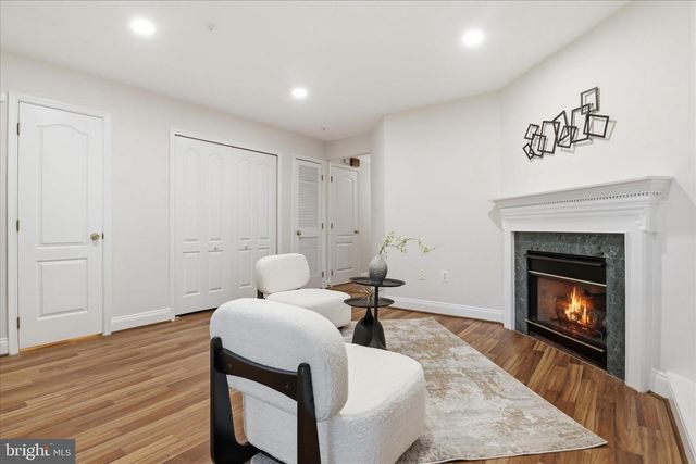 3843 WATKINS MILL DR, Alexandria, VA 22304