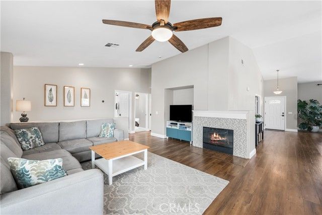 41006 Vista Rambia, Palmdale, CA 93551