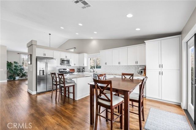 41006 Vista Rambia, Palmdale, CA 93551