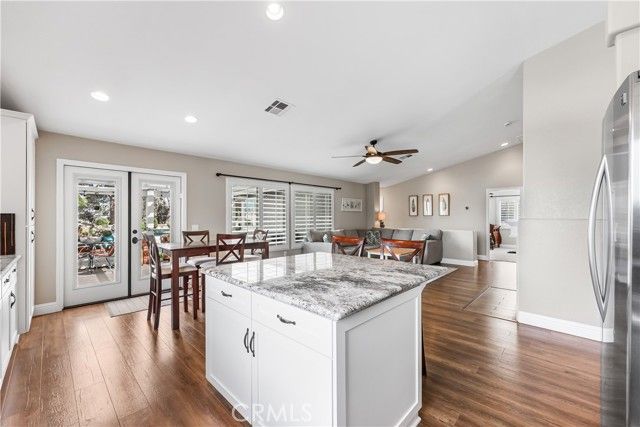 41006 Vista Rambia, Palmdale, CA 93551