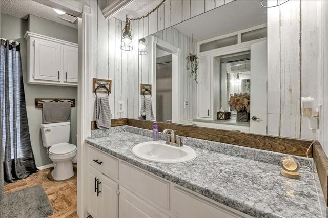 704 Cedar Springs Drive, Tuttle, OK 73089