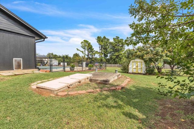 704 Cedar Springs Drive, Tuttle, OK 73089