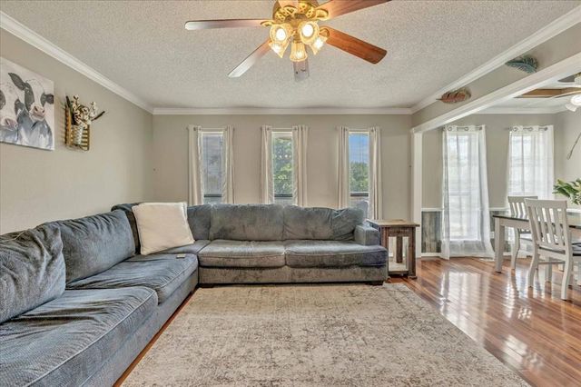 704 Cedar Springs Drive, Tuttle, OK 73089