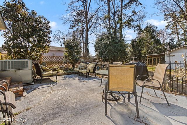 92 S Elm Street, Clarkton, NC 28433