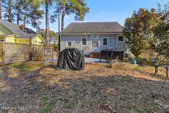 92 S Elm Street, Clarkton, NC 28433