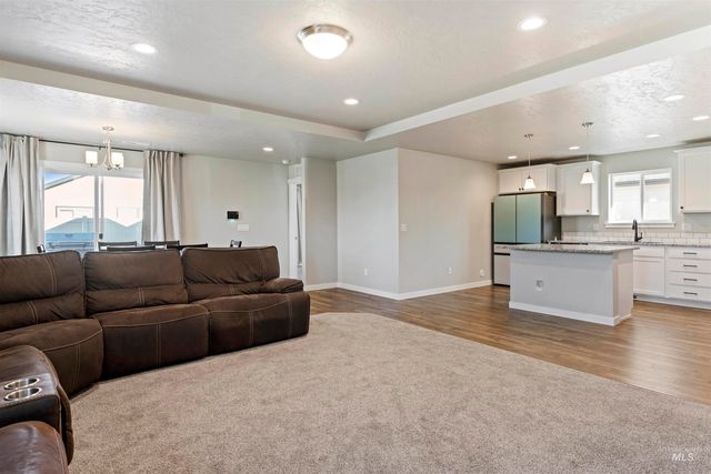 12452 Shadow River St, Caldwell, ID 83607