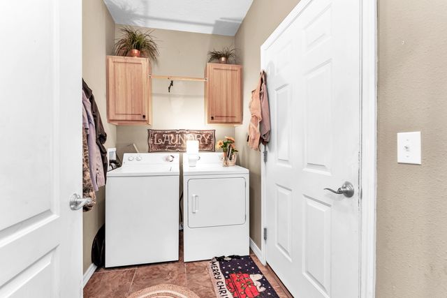 157 N Tuscany Drive, Hollister, MO 65672