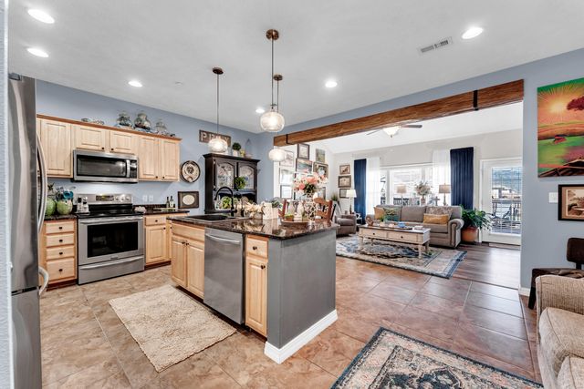 157 N Tuscany Drive, Hollister, MO 65672