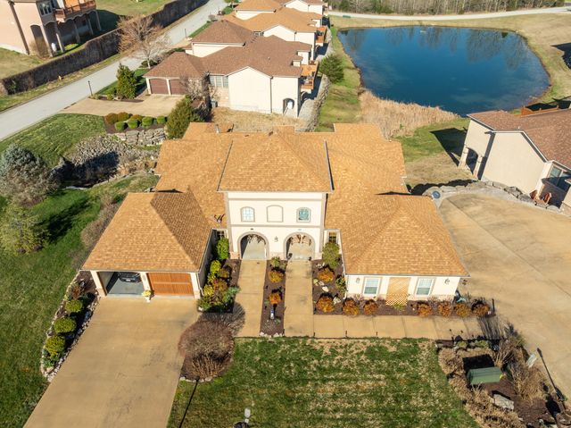 157 N Tuscany Drive, Hollister, MO 65672