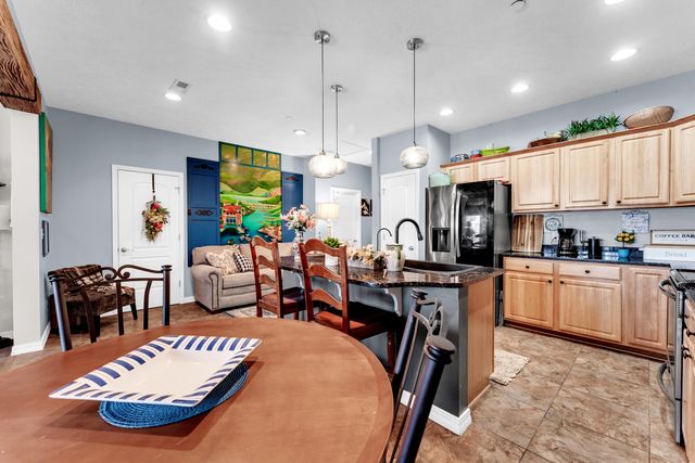 157 N Tuscany Drive, Hollister, MO 65672