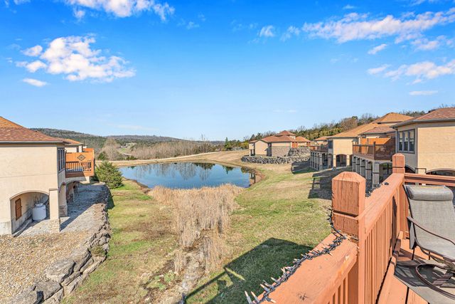 157 N Tuscany Drive, Hollister, MO 65672