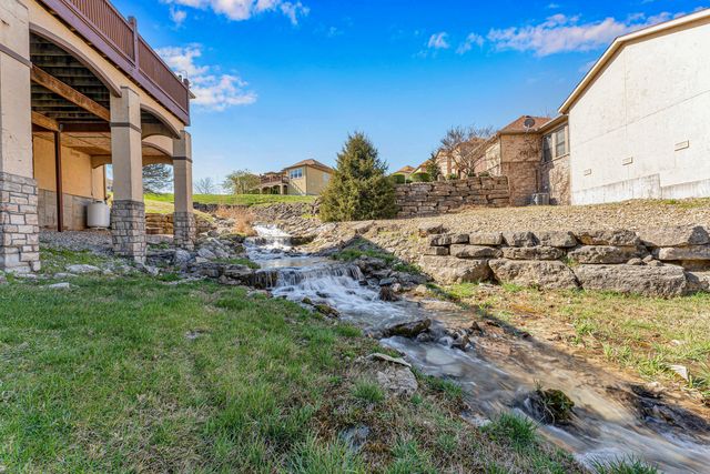 157 N Tuscany Drive, Hollister, MO 65672