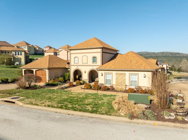 157 N Tuscany Drive, Hollister, MO 65672