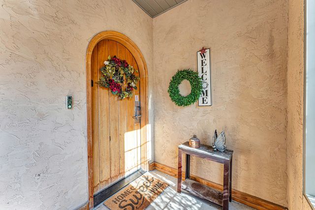 157 N Tuscany Drive, Hollister, MO 65672