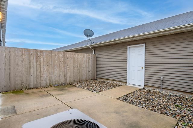 11742 Broadway, Crown Point, IN 46307