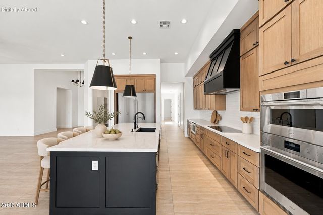 608 E Leisure Lane, Phoenix, AZ 85086
