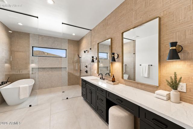 608 E Leisure Lane, Phoenix, AZ 85086