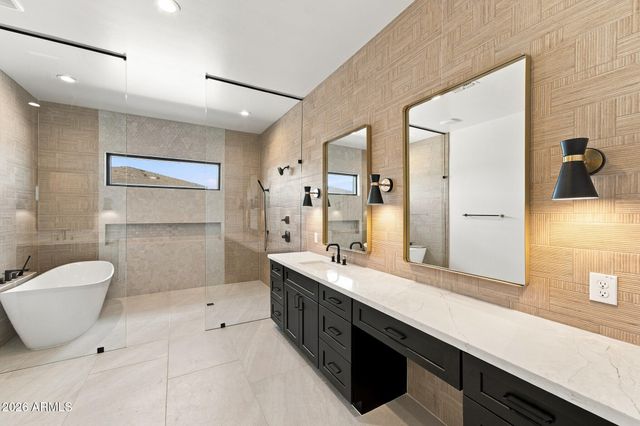 608 E Leisure Lane, Phoenix, AZ 85086