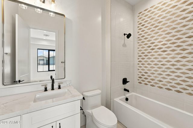 608 E Leisure Lane, Phoenix, AZ 85086