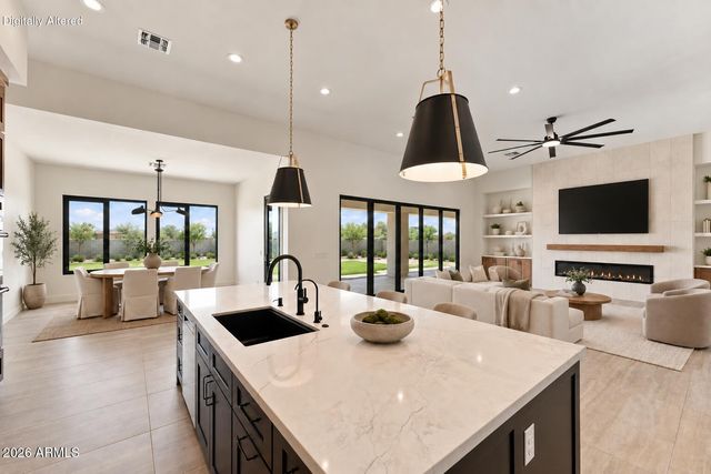 608 E Leisure Lane, Phoenix, AZ 85086