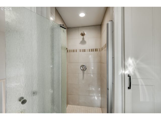 3724 Se FRANKLIN St, Portland, OR 97202