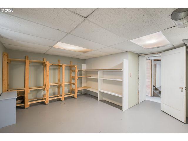 3724 Se FRANKLIN St, Portland, OR 97202