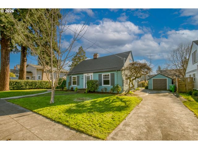 3724 Se FRANKLIN St, Portland, OR 97202