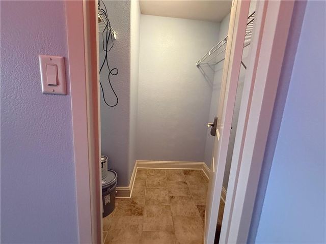 700 E 8th Street 15O, Kansas City, MO 64106
