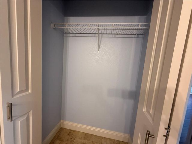 700 E 8th Street 15O, Kansas City, MO 64106