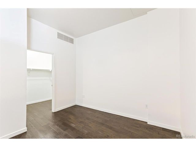 2958 Syracuse St 416, Denver, CO 80238