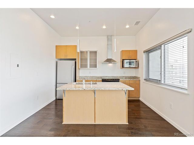 2958 Syracuse St 416, Denver, CO 80238