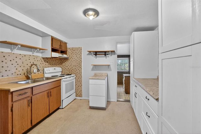 614 SPRUCE STREET, Plant City, FL 33563